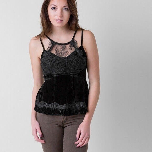 FREE PEOPLE BLACK LACE/CRUSHED VELVET TOP- XS - Picture 3 of 6